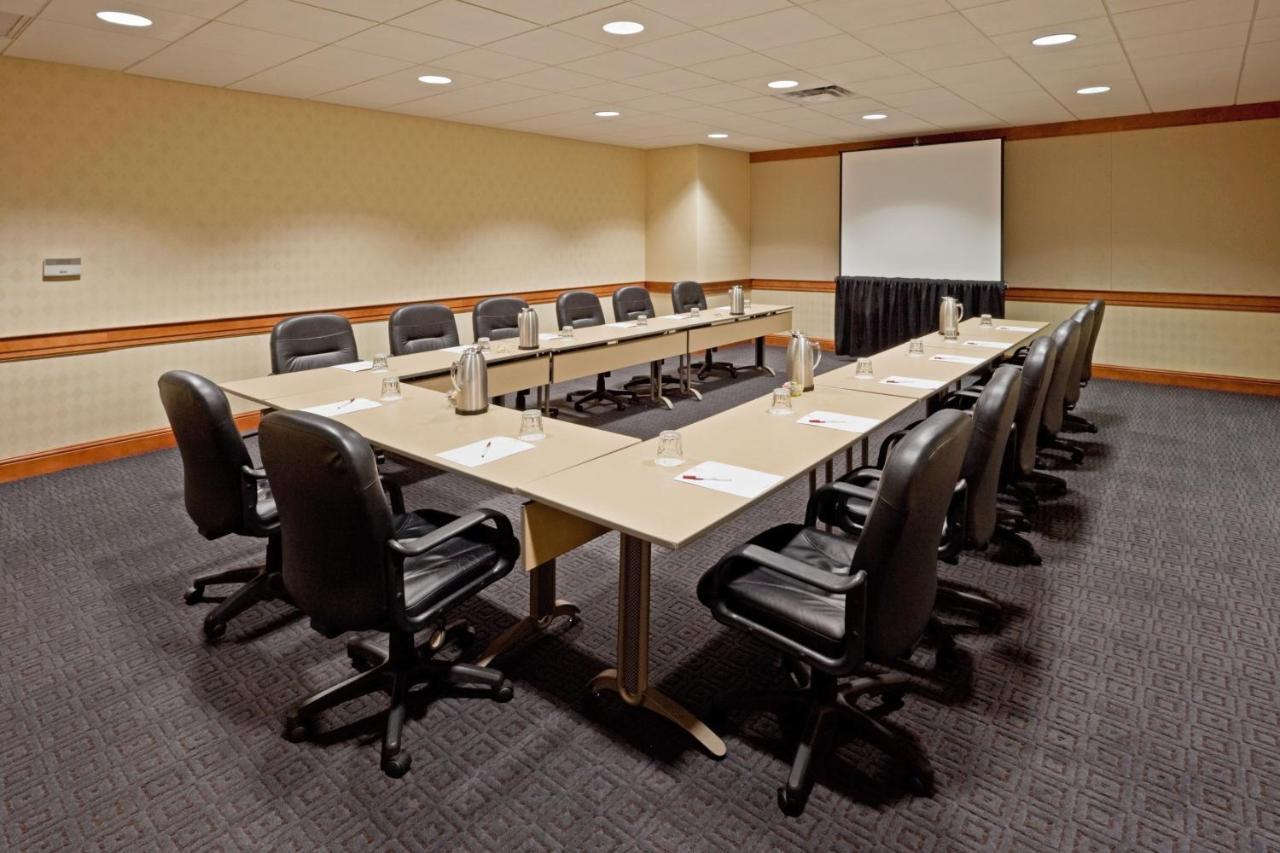 Crowne Plaza Philadelphia - By Ihg Hotel 4*