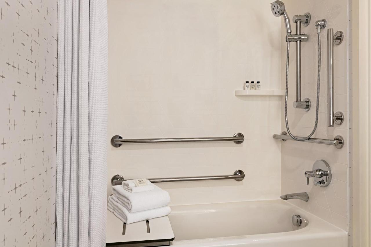 Hotel Crowne Plaza Philadelphia - By Ihg 4*