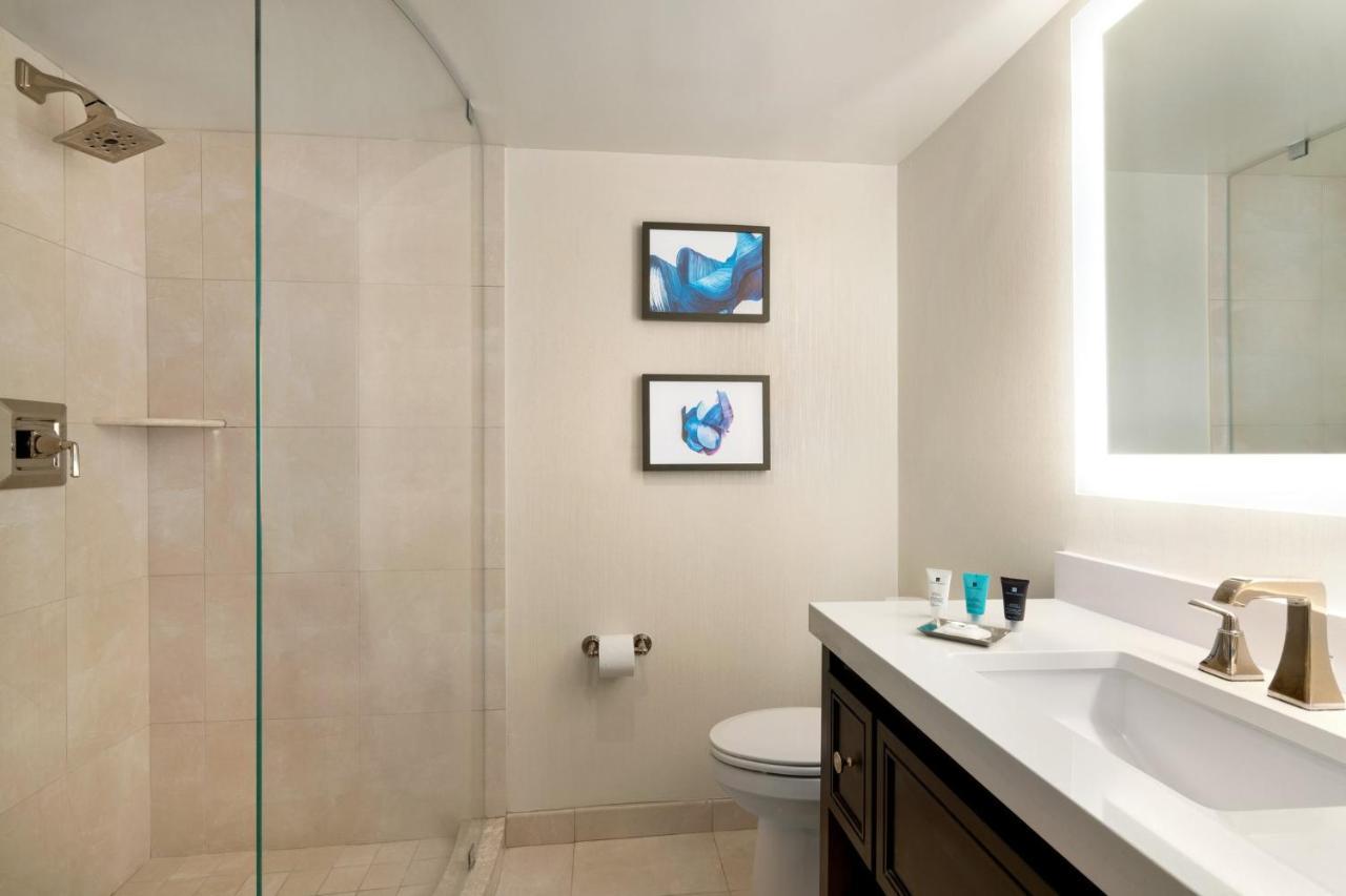 Hotel Crowne Plaza Philadelphia - By Ihg 4*