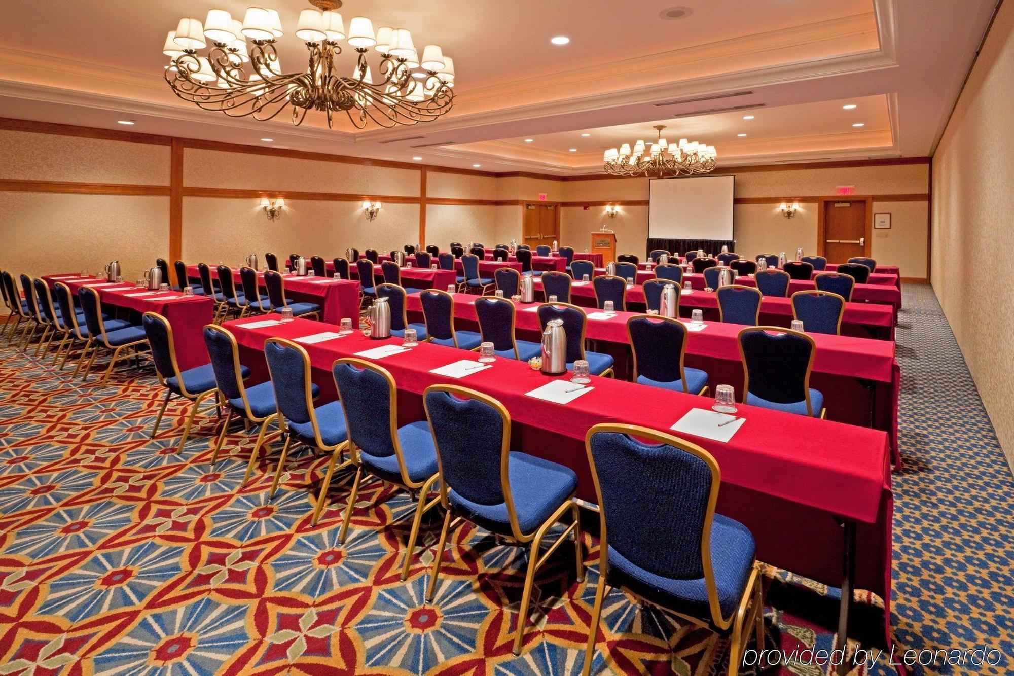 Hotel Crowne Plaza Philadelphia - By Ihg 4*