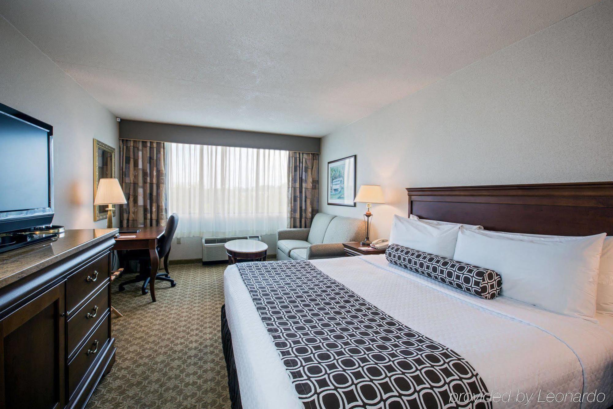 Crowne Plaza Philadelphia - By Ihg Hotel 4*